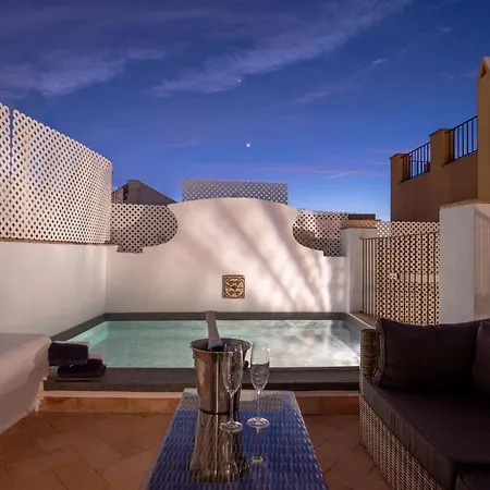 Hommyhome Castellar Luxury *