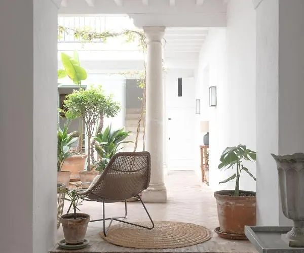 Hommyhome Castellar Luxury *