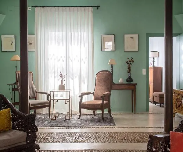 Hommyhome Castellar Luxury